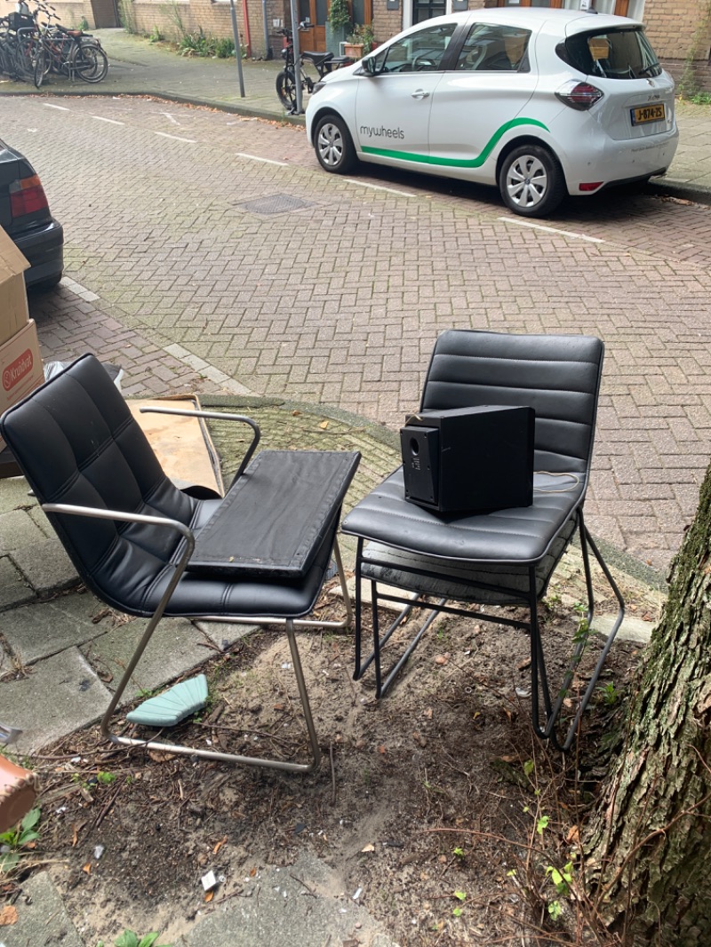 3 chairs

One one is in a rough shape, but 2 others seem fine