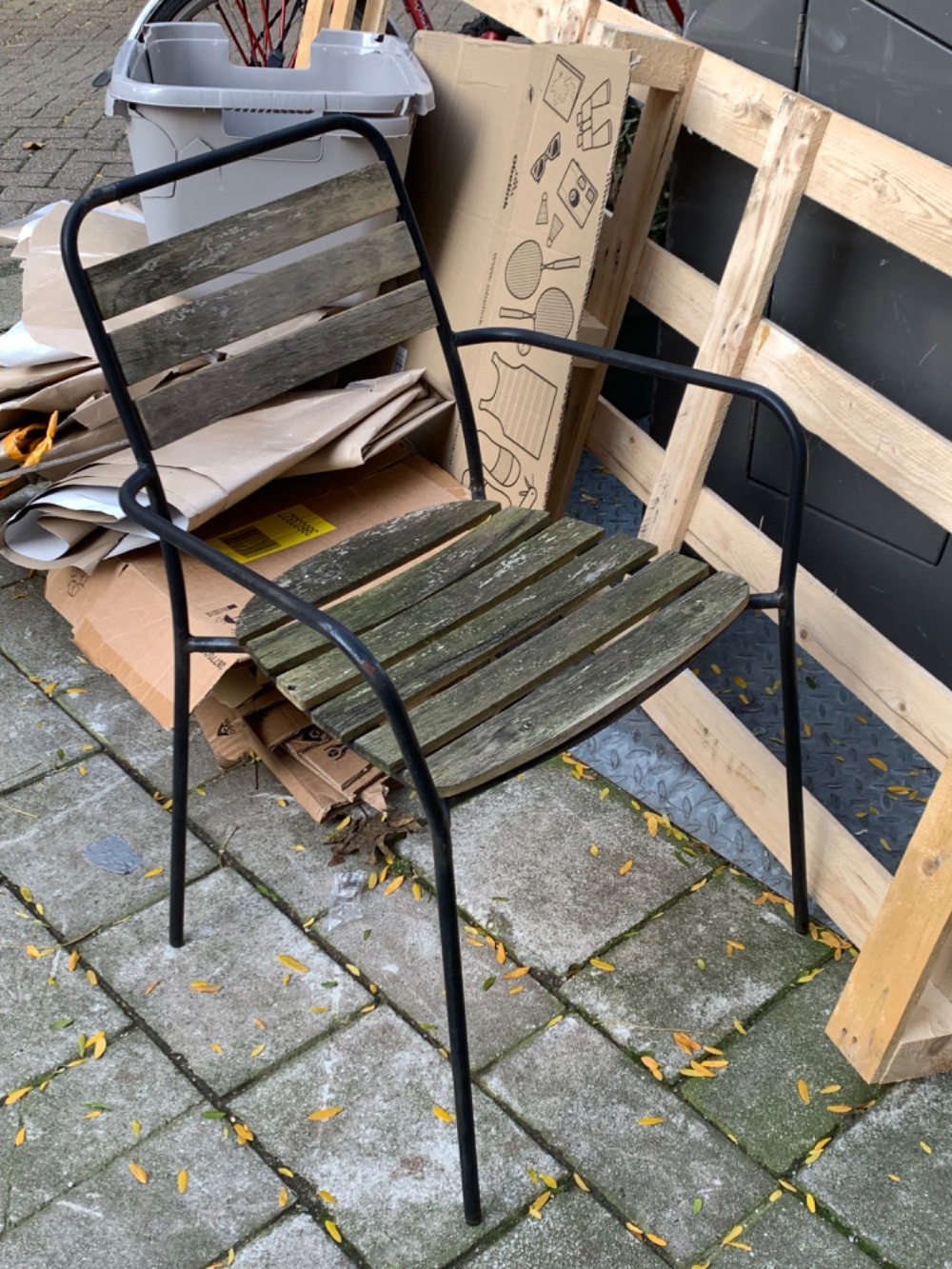 Quite old outside chair, needs new planks