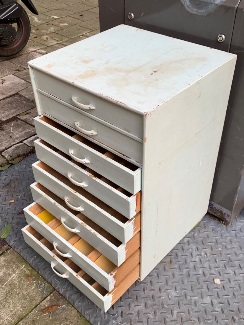 Cabinet with tiny boxes photo 2