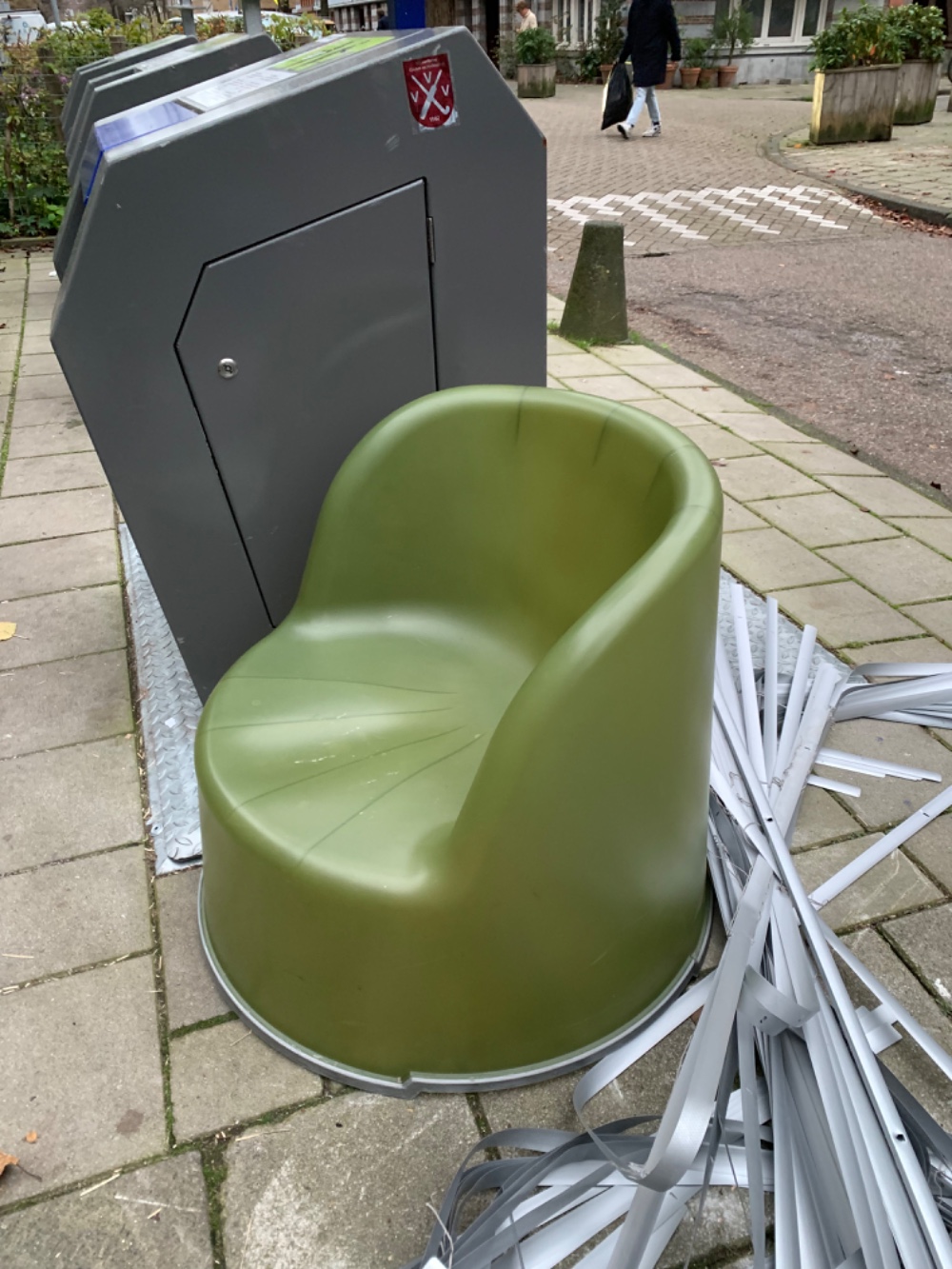 Plastic chair