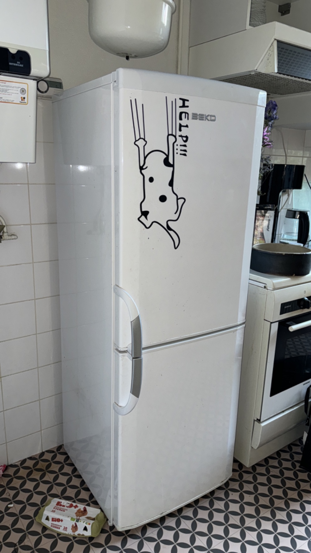 Free to pick up today or tomorrow before 10 am 