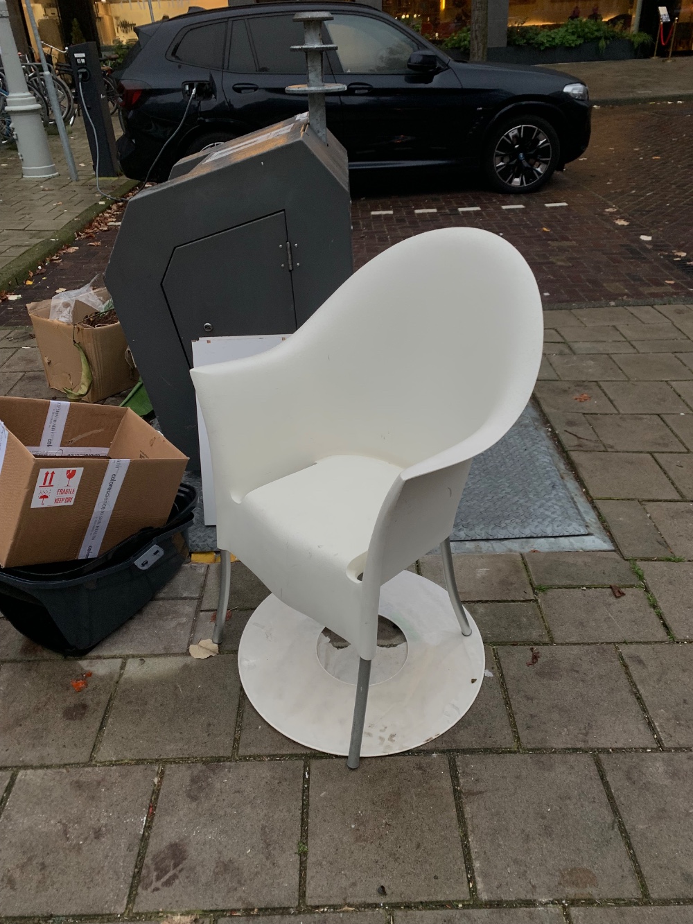 Plastic chair