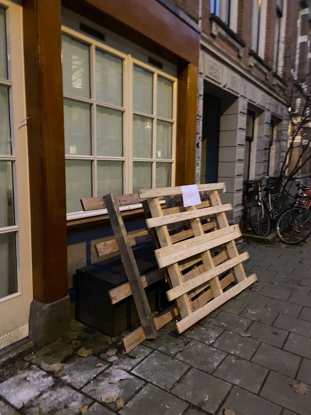 Item found on Tweede Jan Van Der Heijdenstraat 30, Amsterdam photo 3