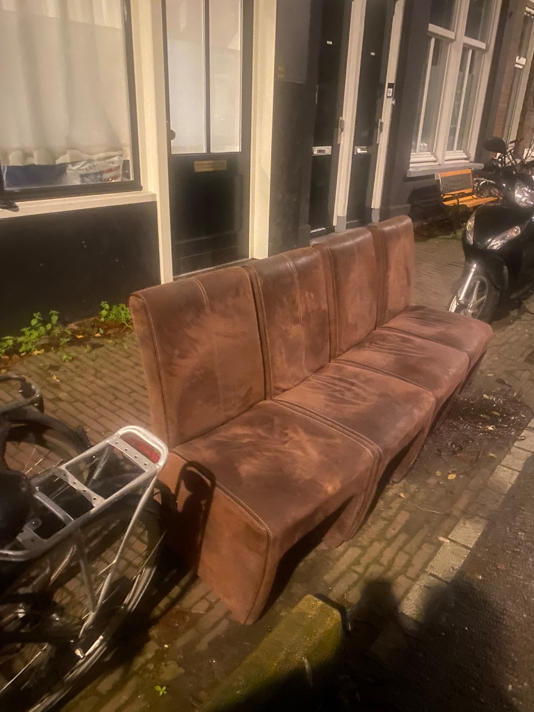 4 Brown dining chairs