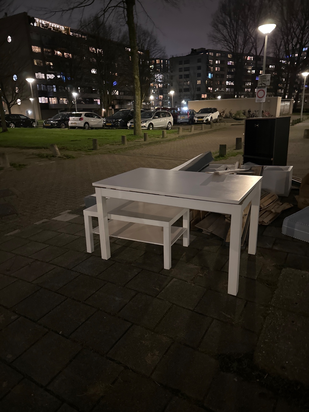 White dining& coffee table, kallax & corner cupboard