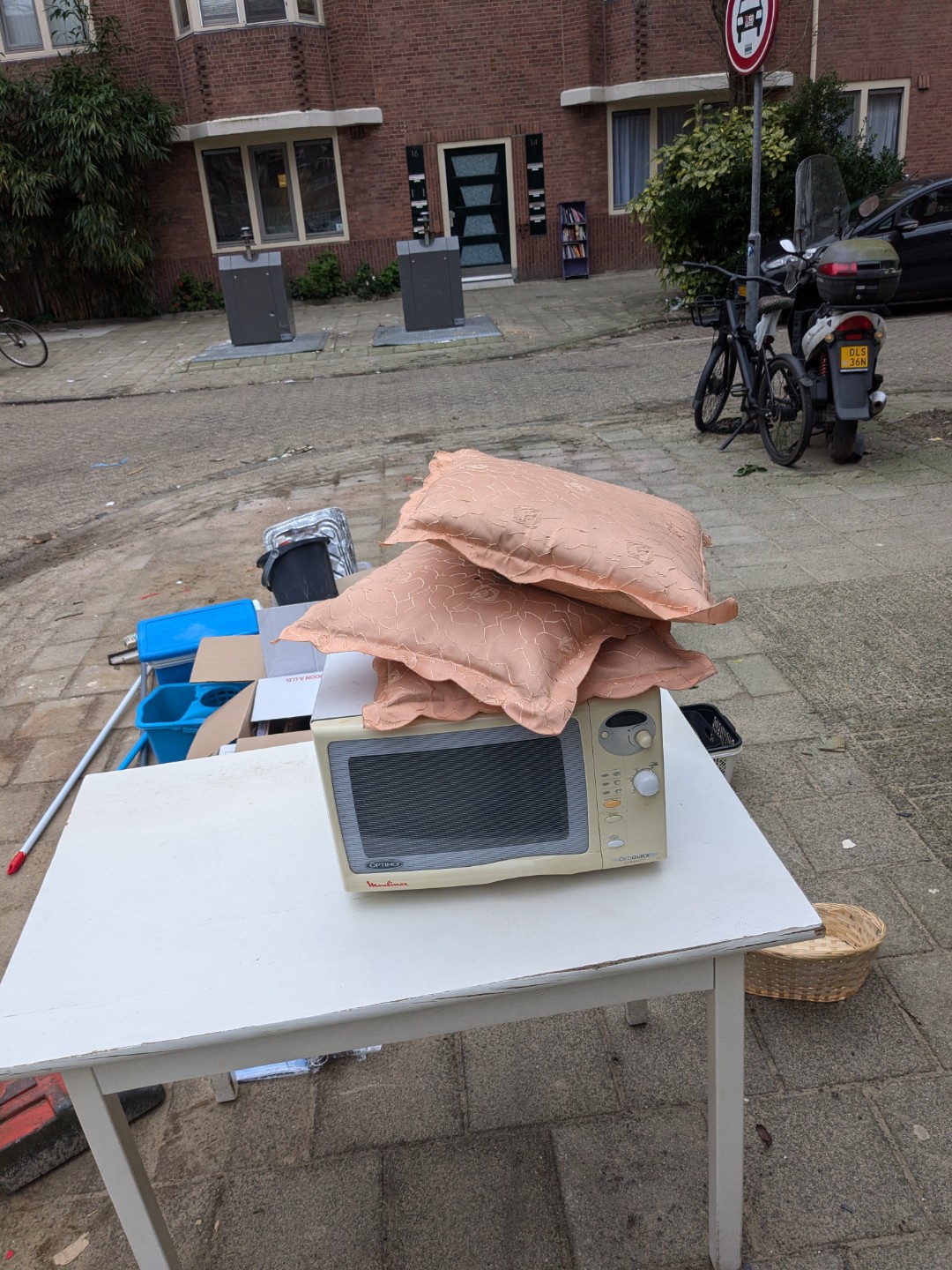 Item found on Cornelis Springerstraat 36, Amsterdam photo 2