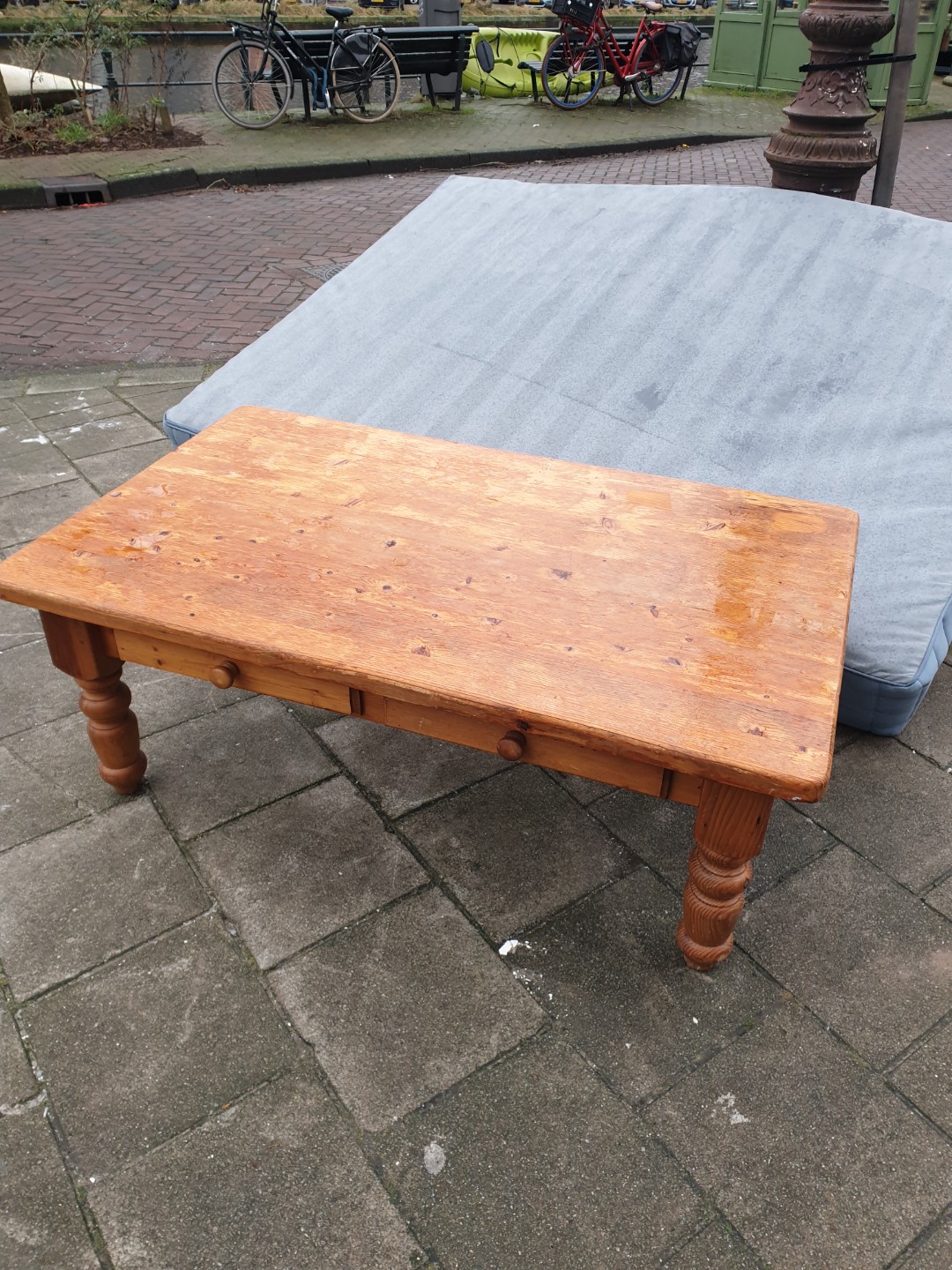 Coffe table in very nice condition