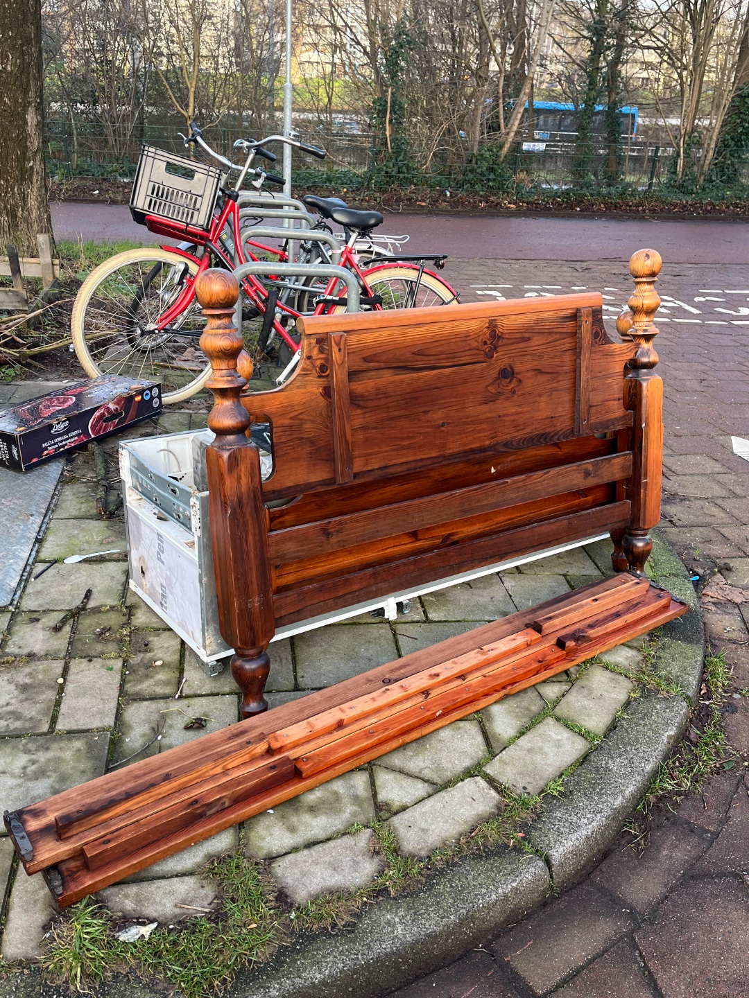 very nice wooden bed frame! don’t know if complete fully with bolts and everything but it looks nice and intact.