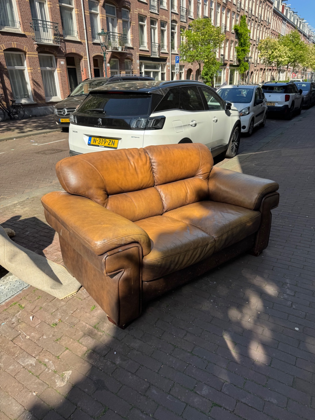 Sofa leather photo 2