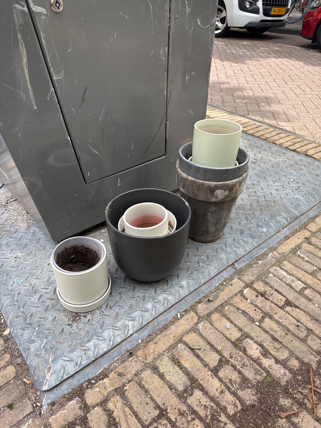 Item found on Crynssenstraat 30, Amsterdam photo 3
