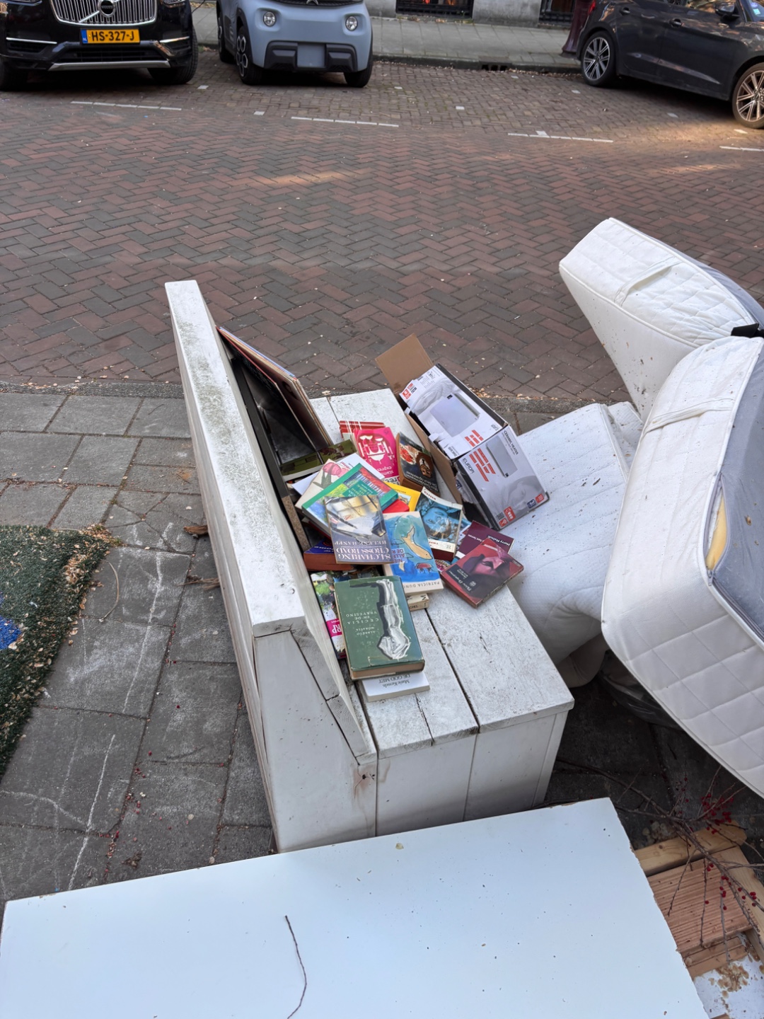 Wooden bench and Vinyl records and books. photo 2
