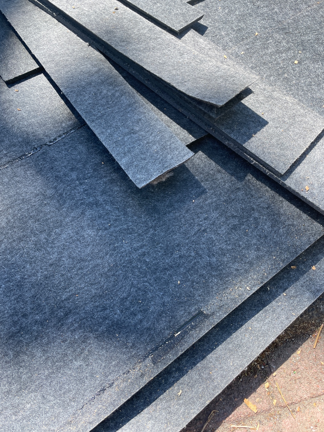 Looks like sound insulation boards (felt-like material) photo 2