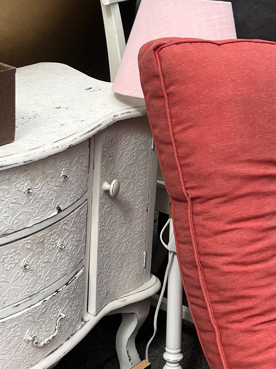 Kastjes, stoelen kussens en meer photo 2
