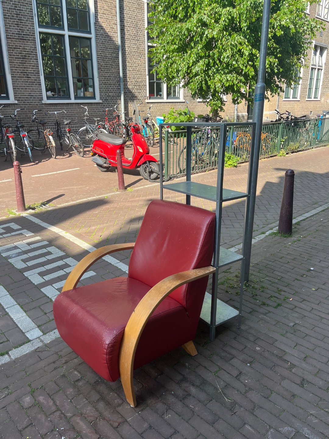 Item found on Nieuwe Looiersstraat 24, Amsterdam photo 2