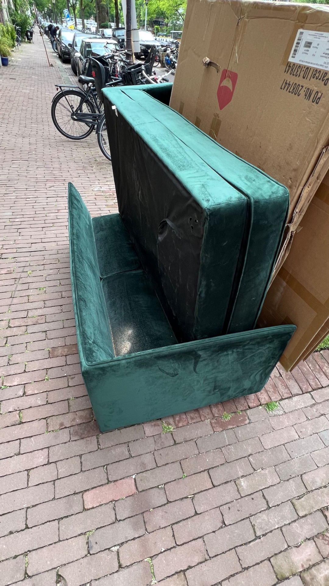 Legs missing. Fabric in very good condition. photo 2