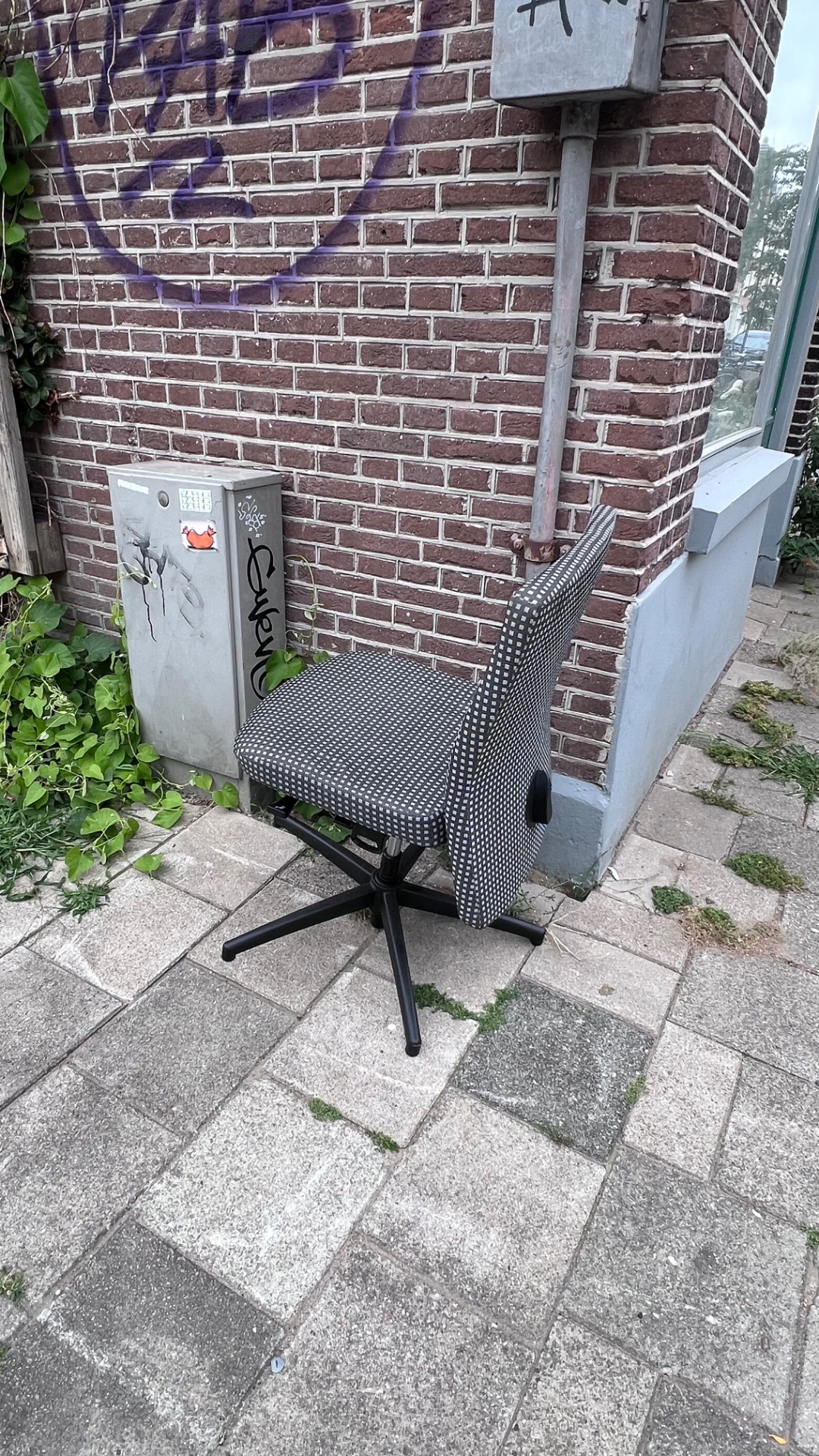 Item found on Planciusstraat 18, Amsterdam photo 2