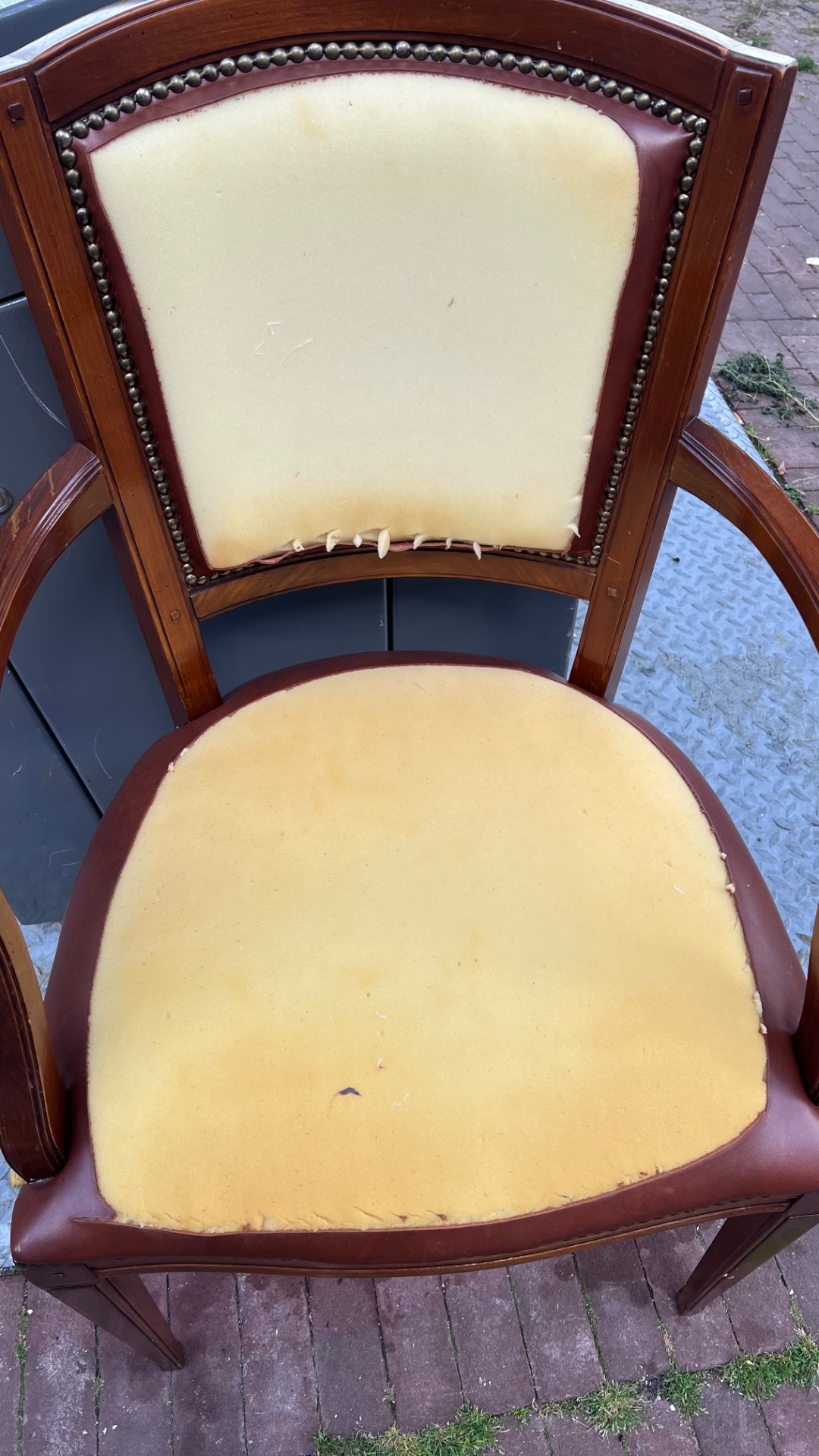 Good condition, needs new covers photo 2