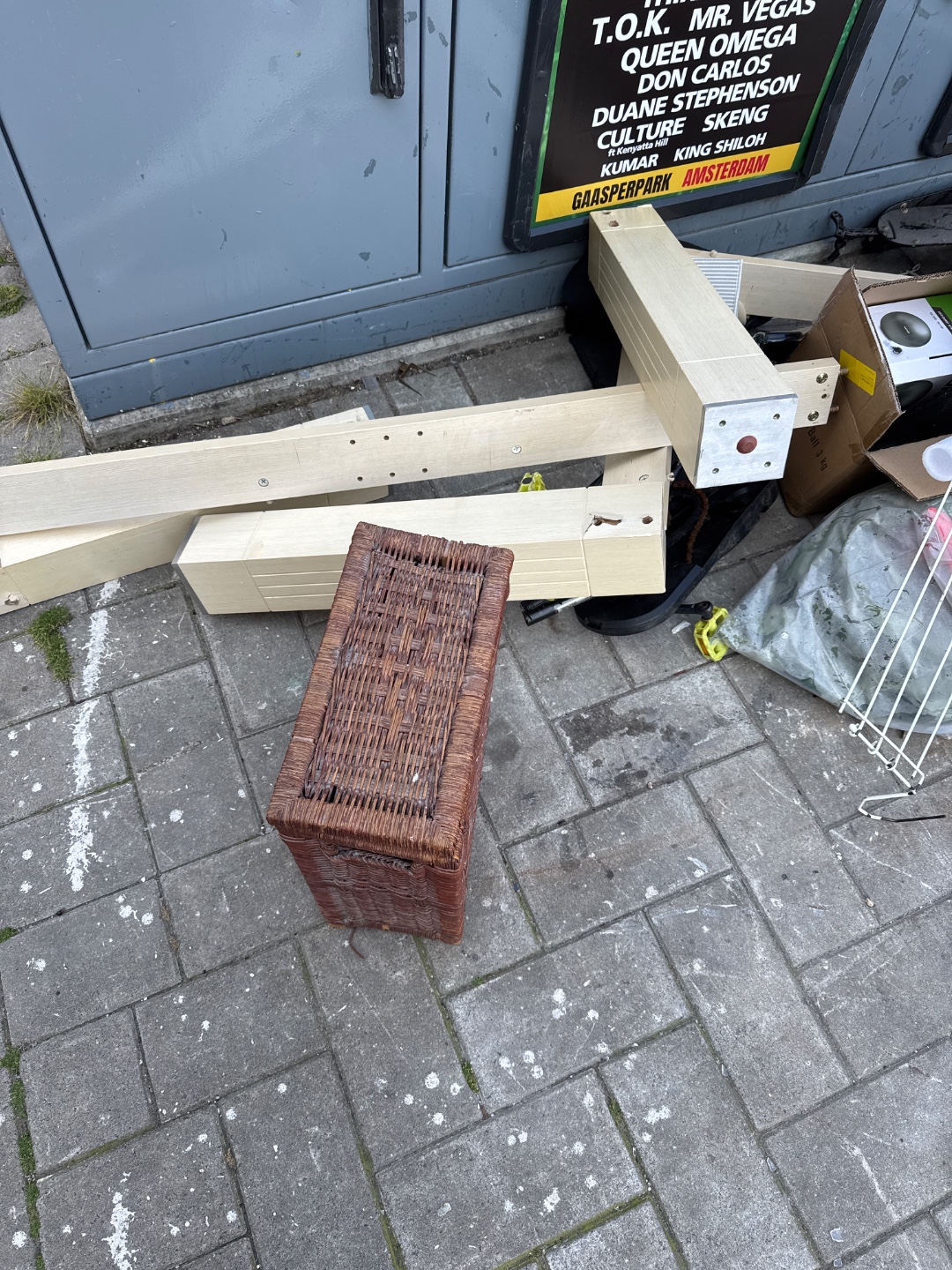 Item found on Eerste Oosterparkstraat 50, Amsterdam photo 2
