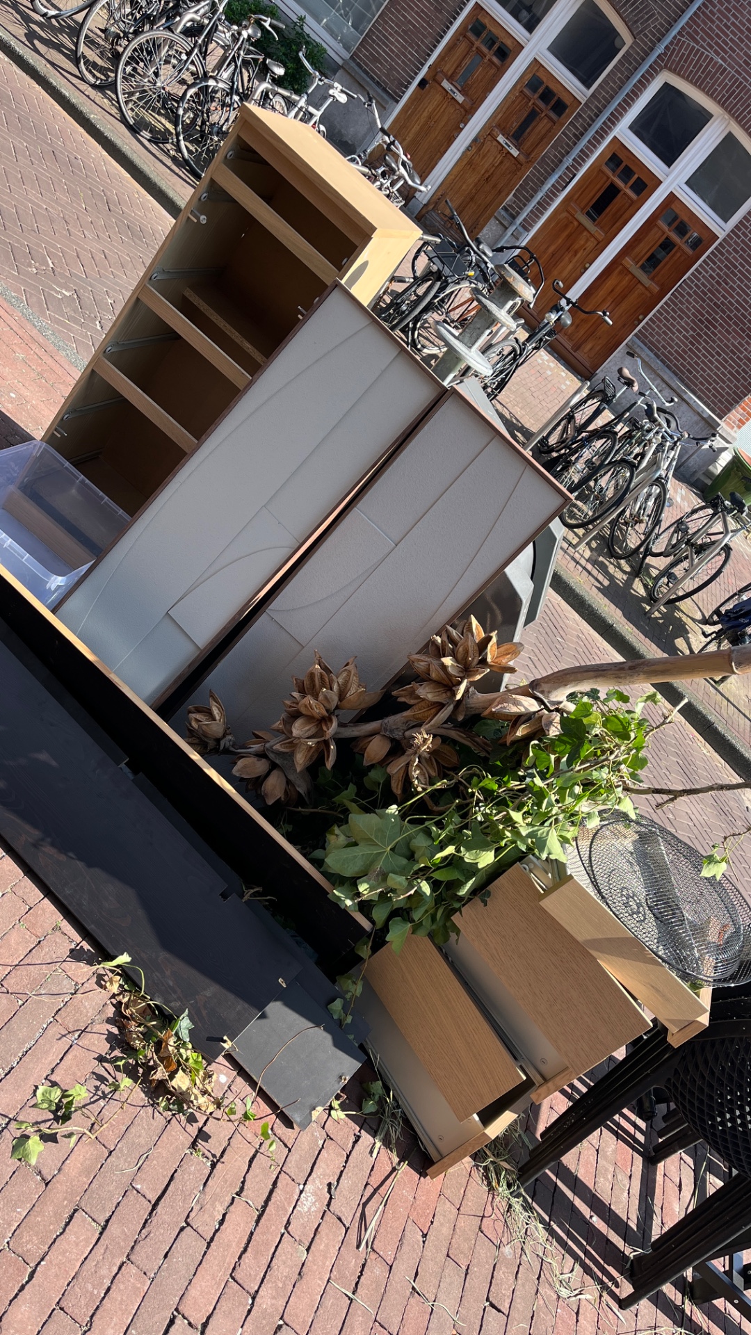 Item found on Staringplein 13, Amsterdam photo 2