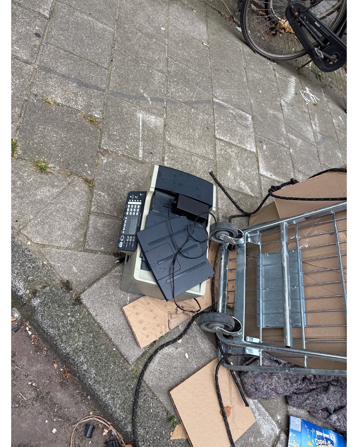 Item found on Van Ostadestraat 423, Amsterdam photo 3