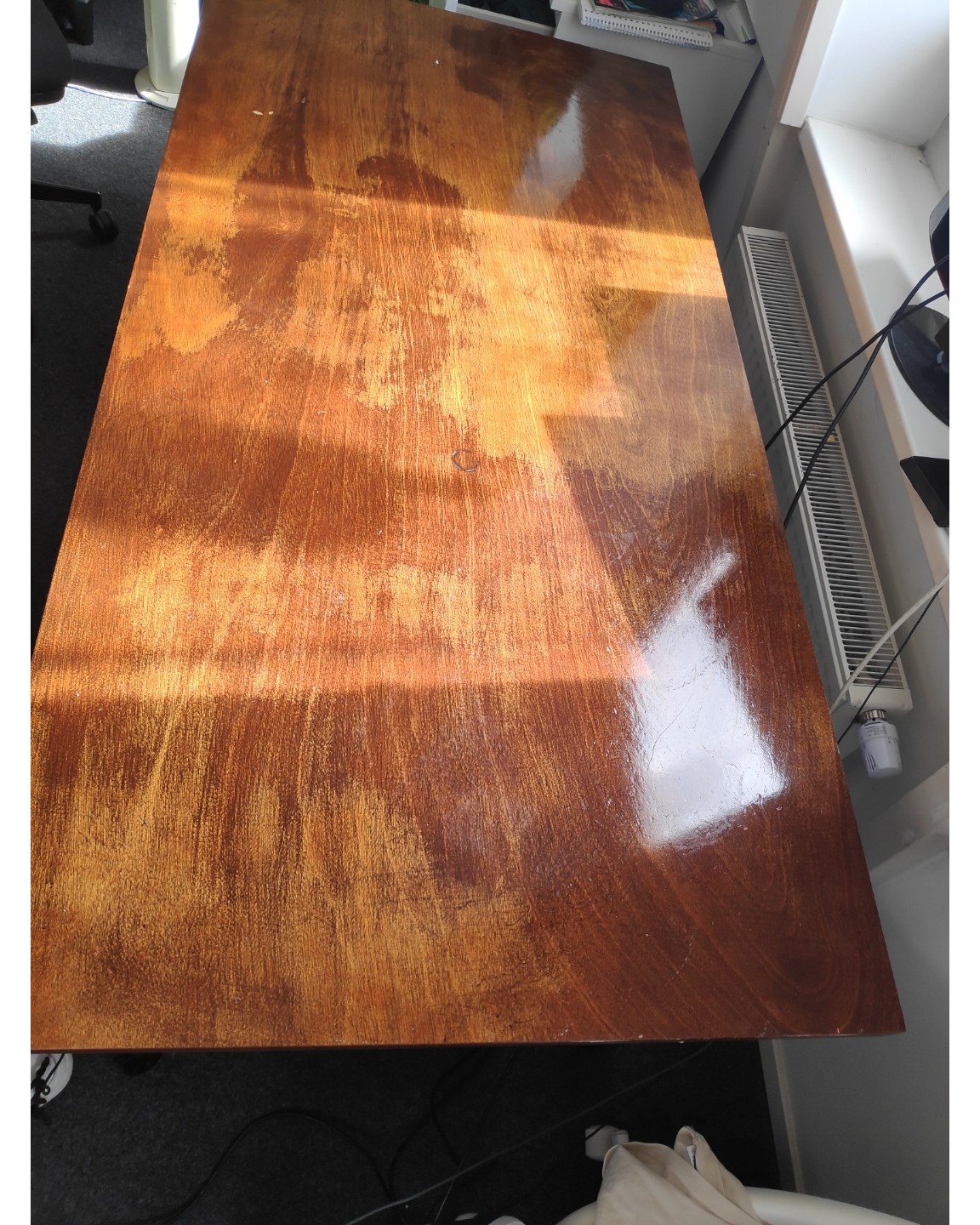 180x90 bureau photo 2