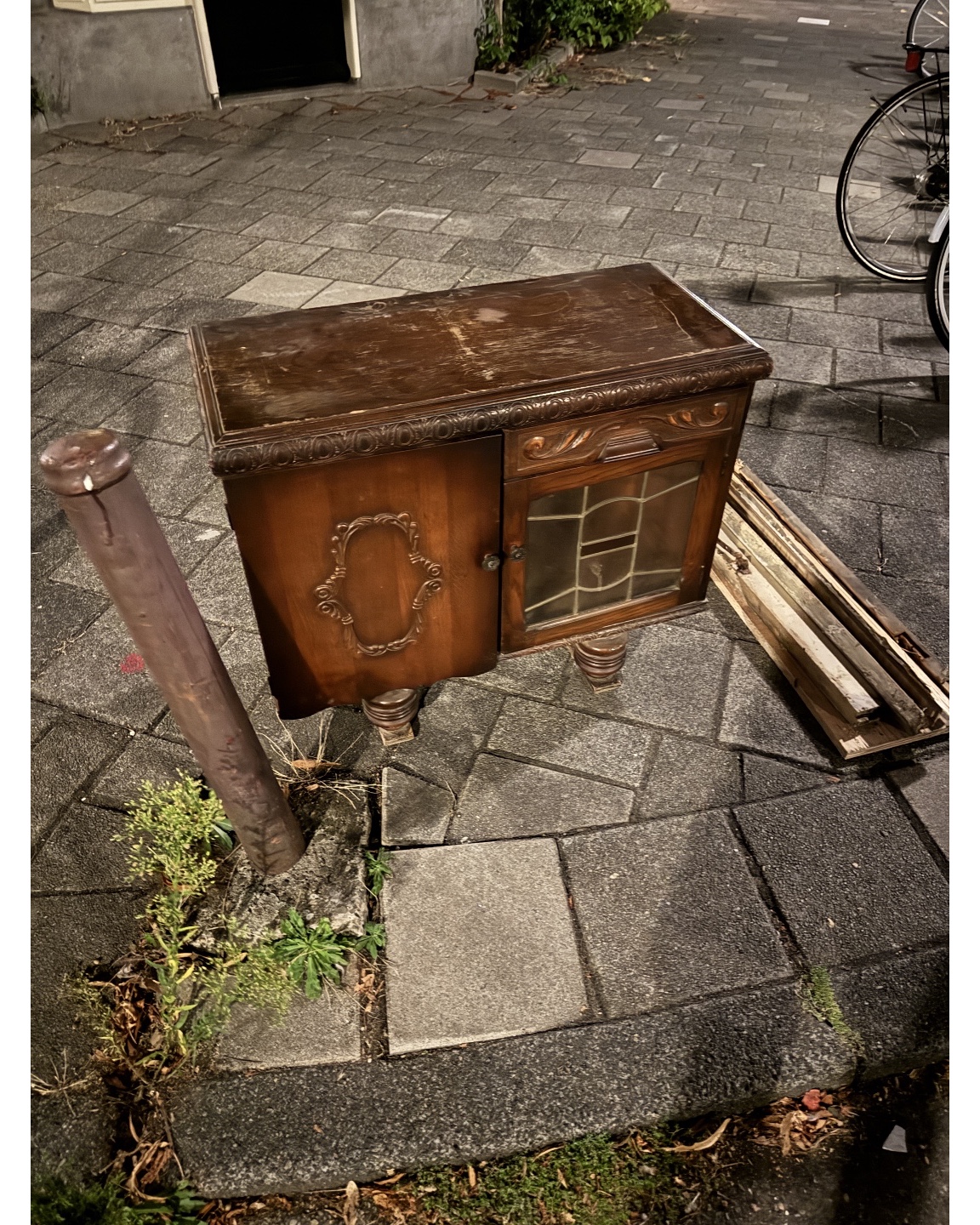 Houten kastje
