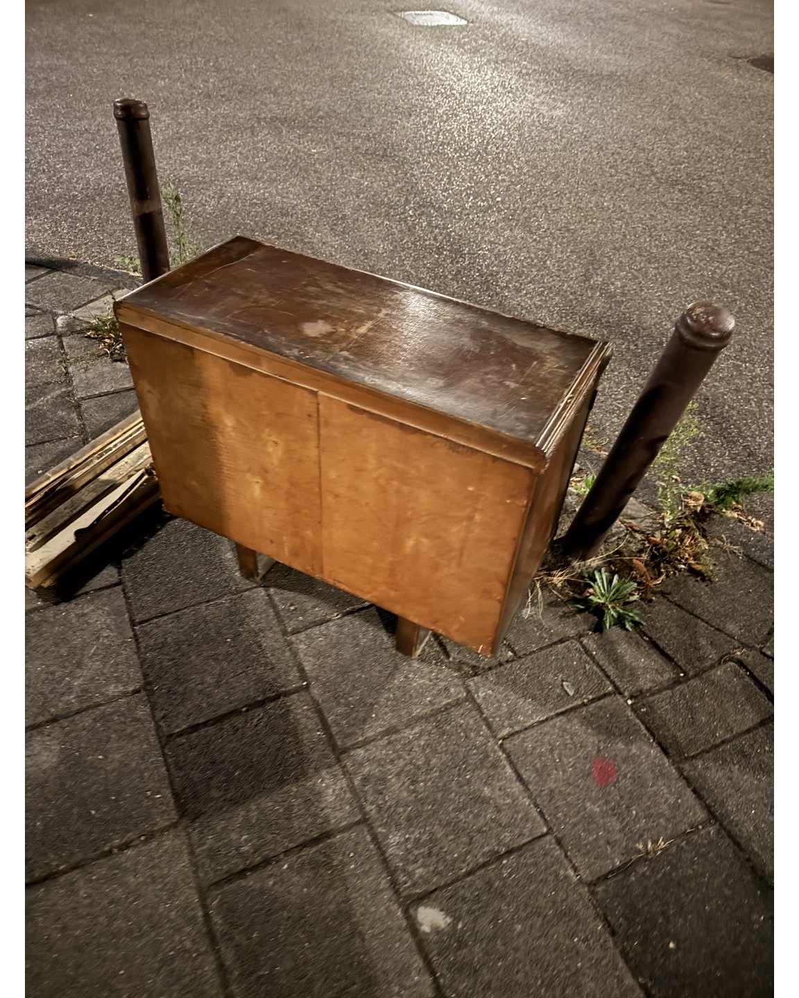 Houten kastje photo 2