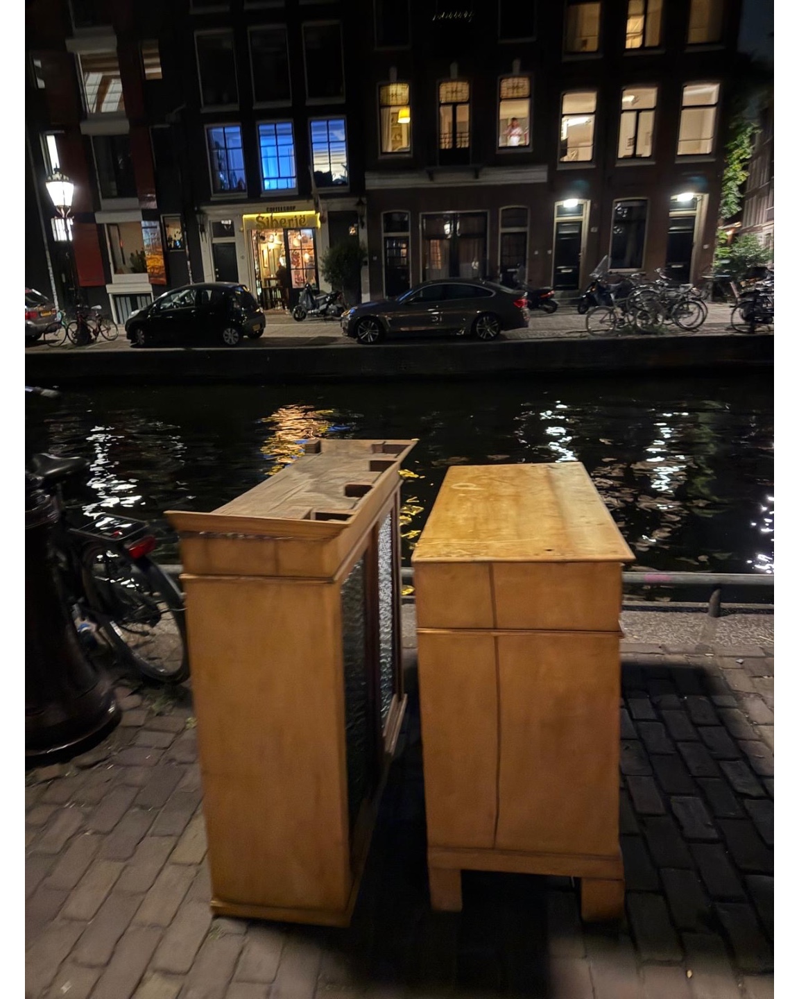 Dressoir bestaande uit 2 delen photo 2