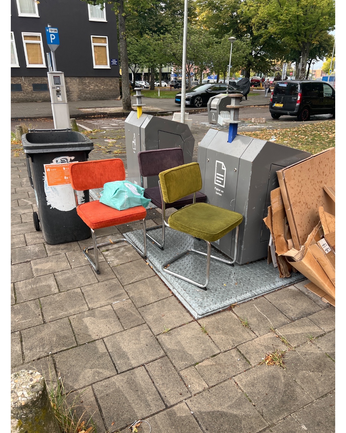 NCR chairs