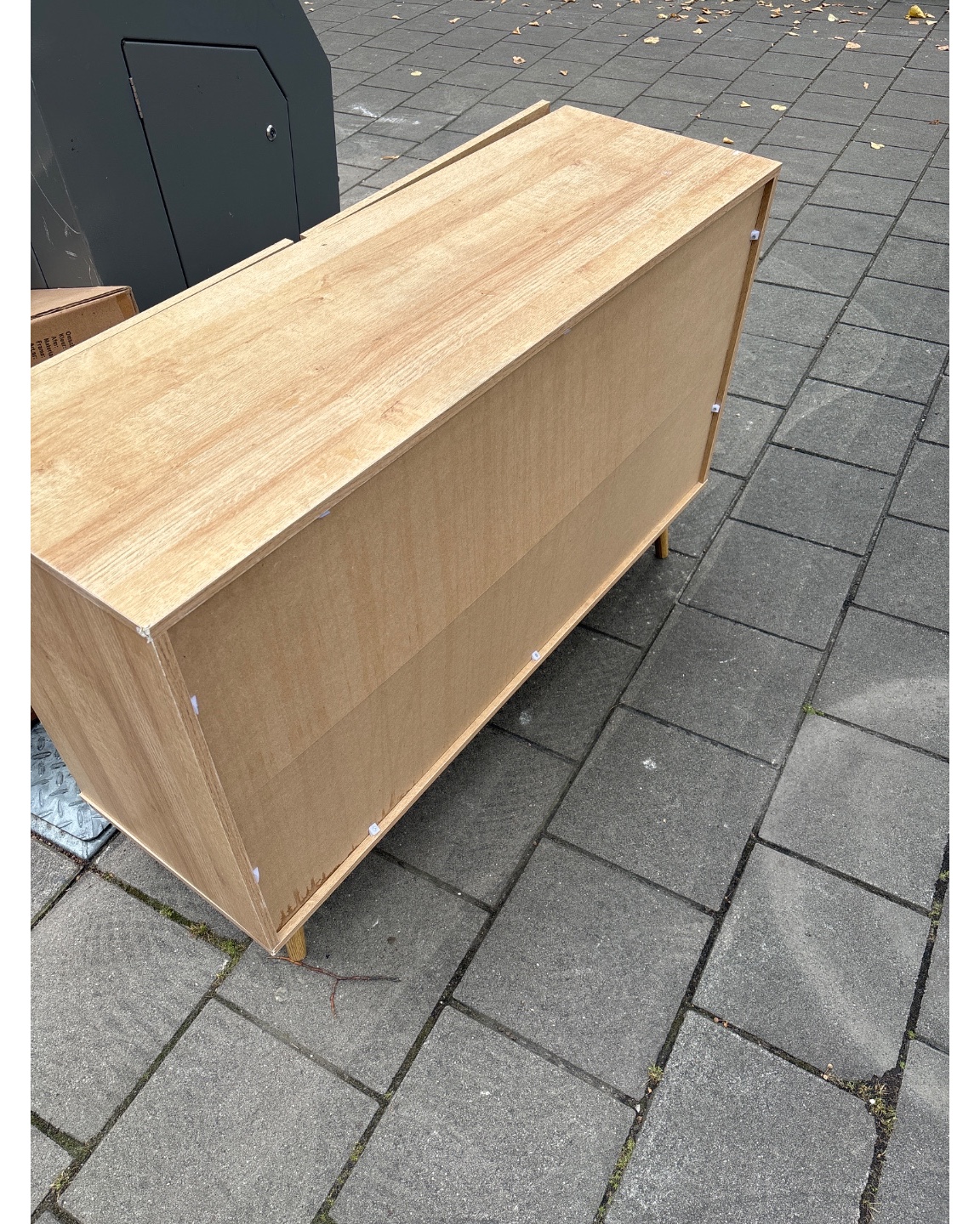 Ladekastje eiken/beuken fineer, bekleed met rotan op de lades vintage look alike photo 2