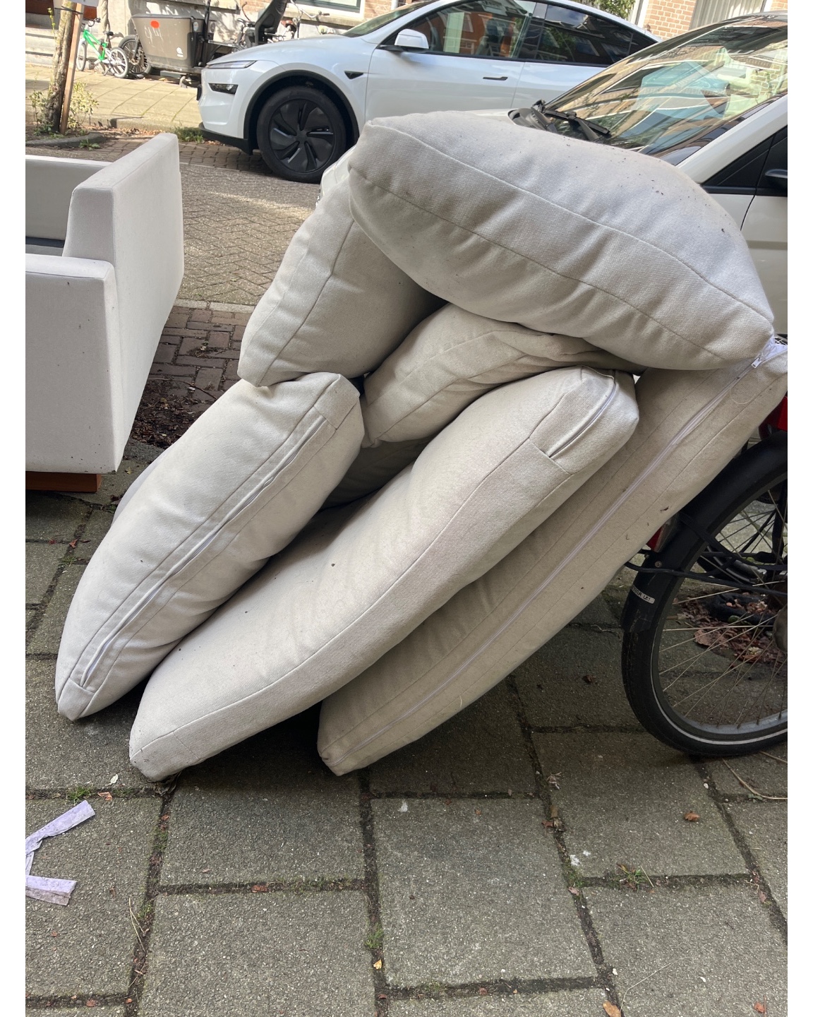 Item found on Wouwermanstraat 8, Amsterdam photo 3