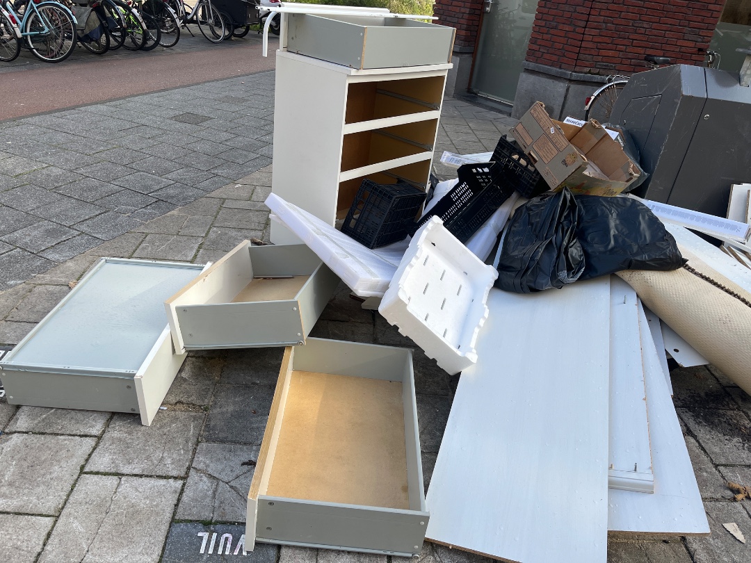 Painting & white dresser photo 2