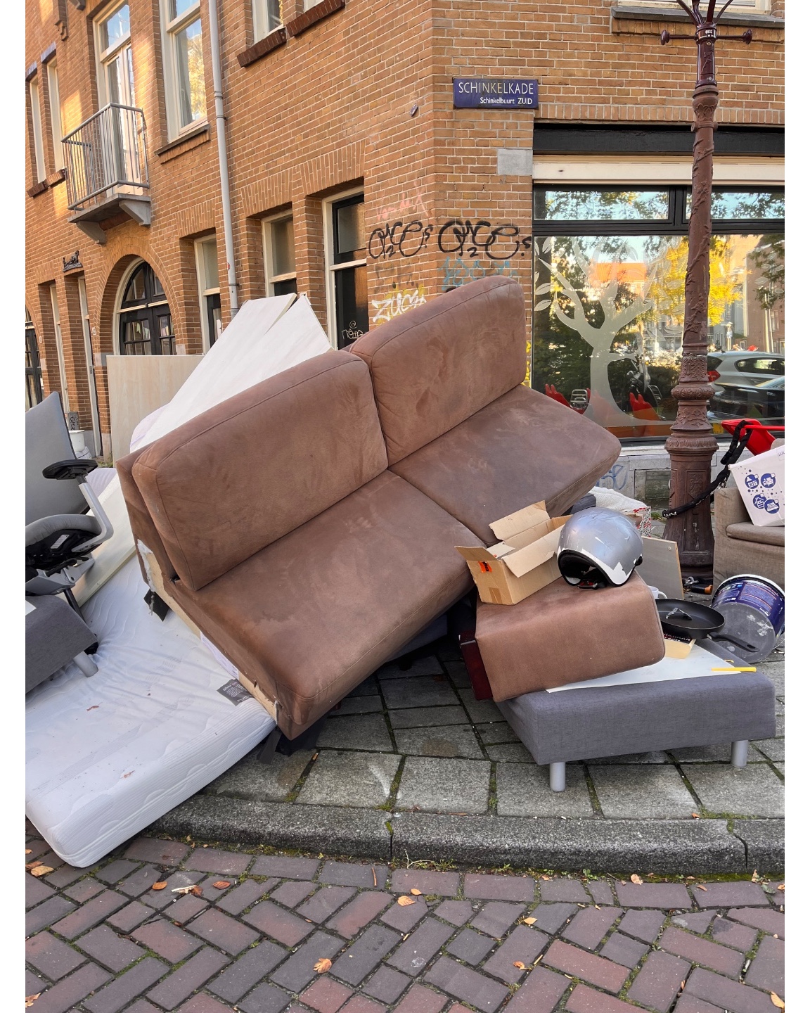 Item found on Schinkelkade 18, Amsterdam photo 2