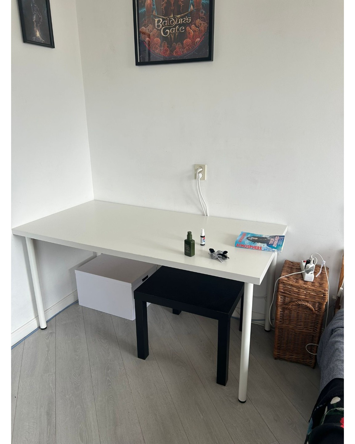 Ikea furniture to be picked up tomorrow (30 Sept) between 12-4pm at 1102TV. Office chair, white table, black side table, bed frame, slats, and mattress (140x200cm). photo 2