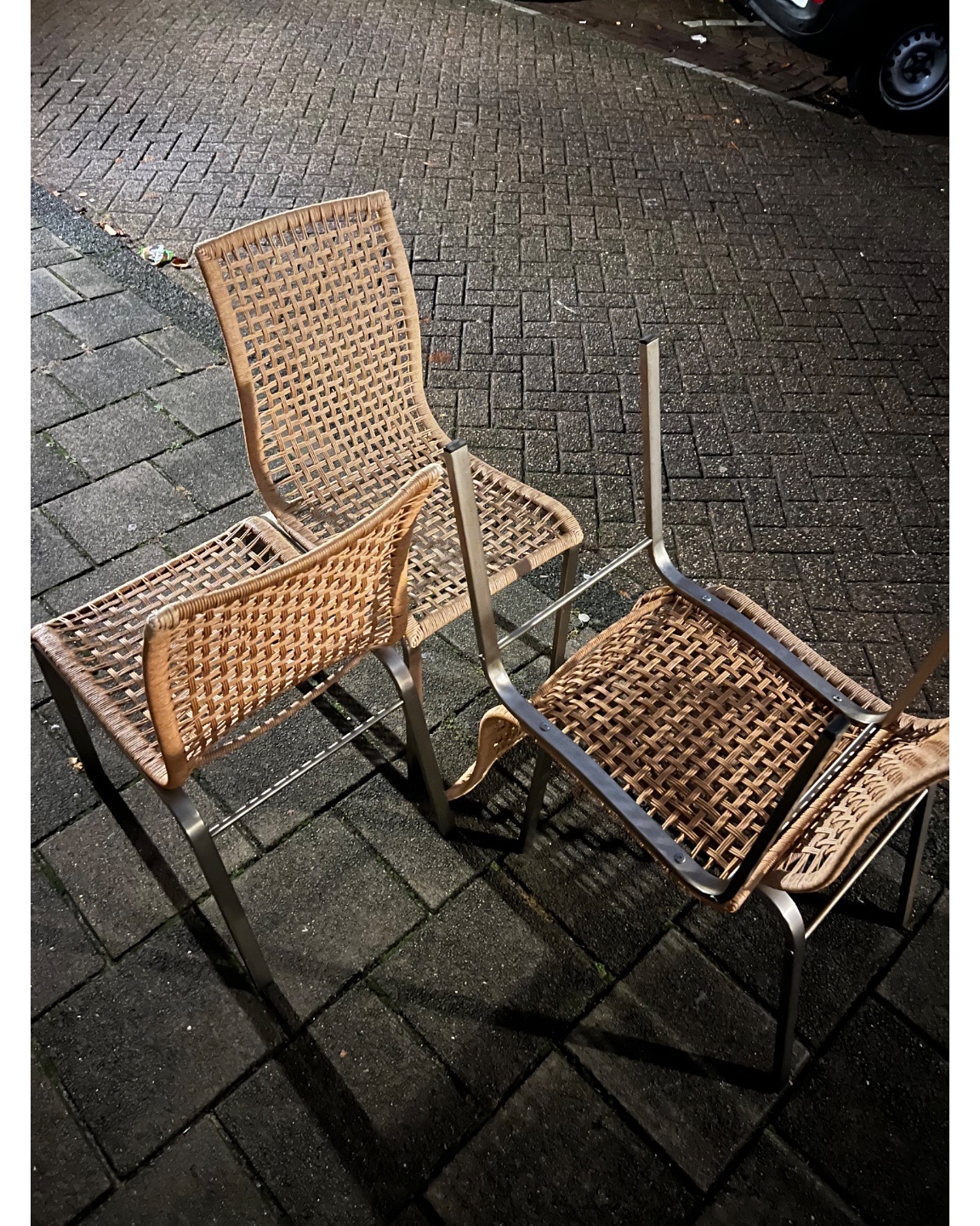 4 stoelen photo 2