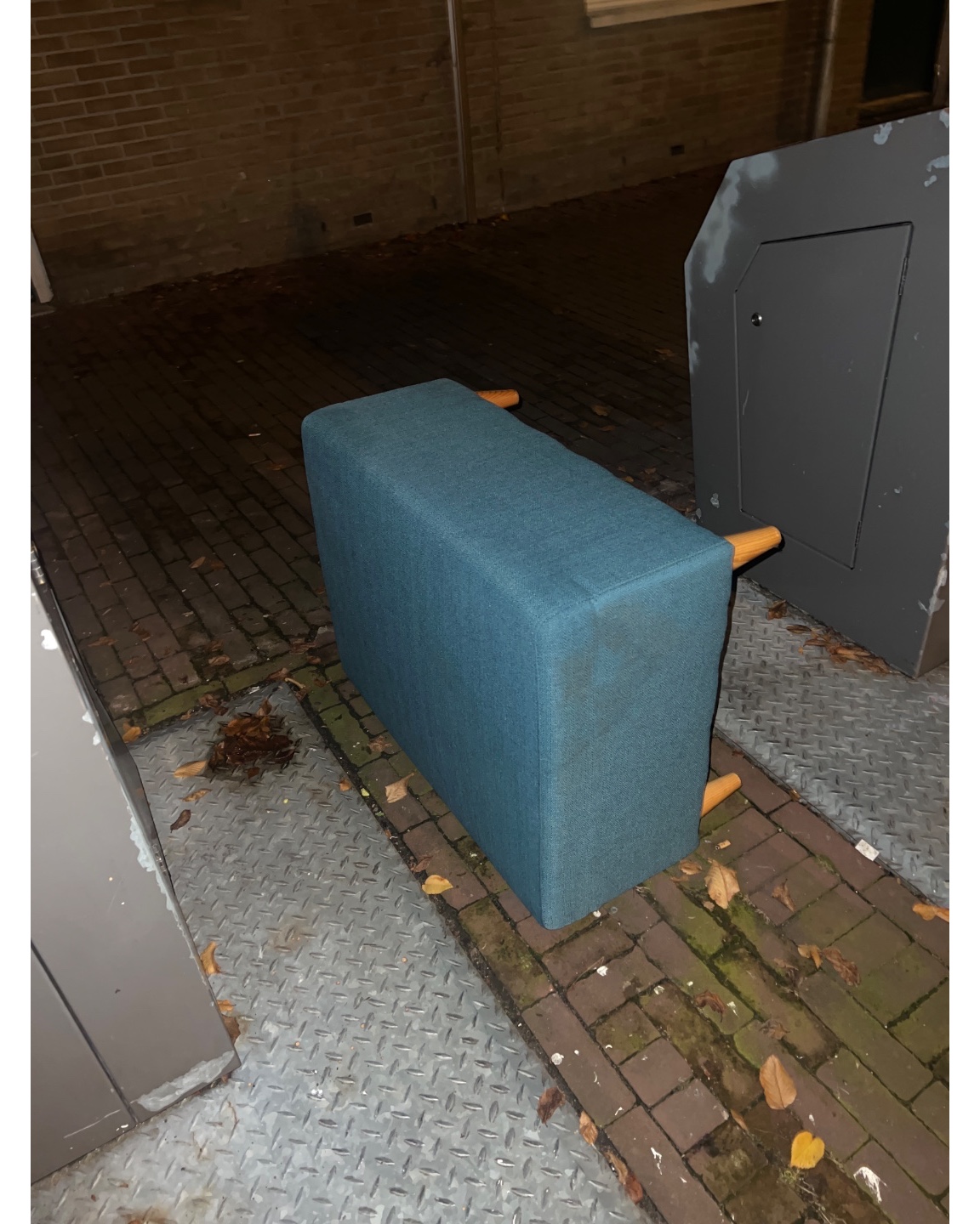 Item found on Bilderdijkkade 858, Amsterdam photo 2