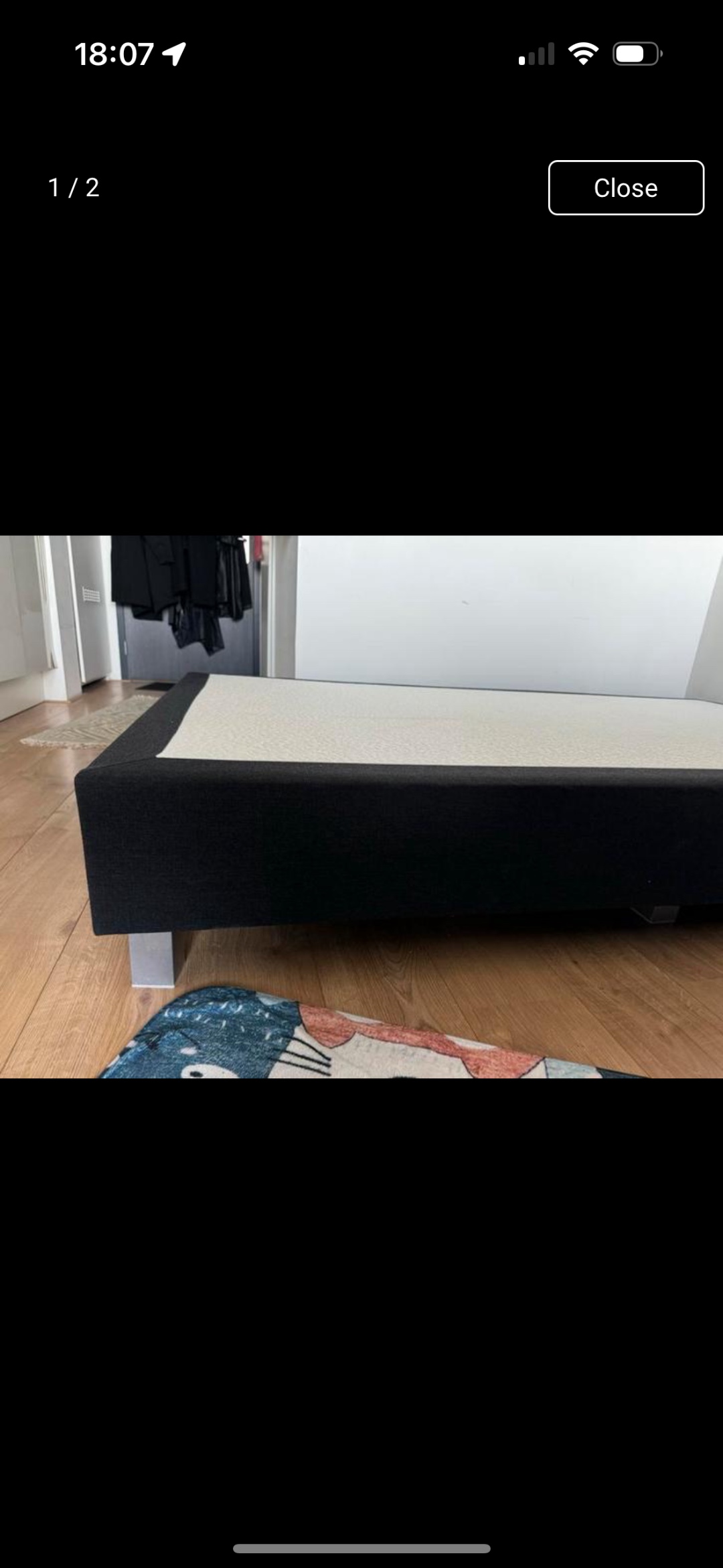 120x200 bed frame, perfect condition, Amsterdam Amstel (so close to the station) photo 2