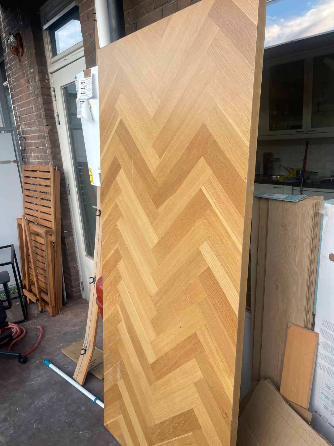 Tafelblad zonder poten/table top without legs, dm for pickup info - free