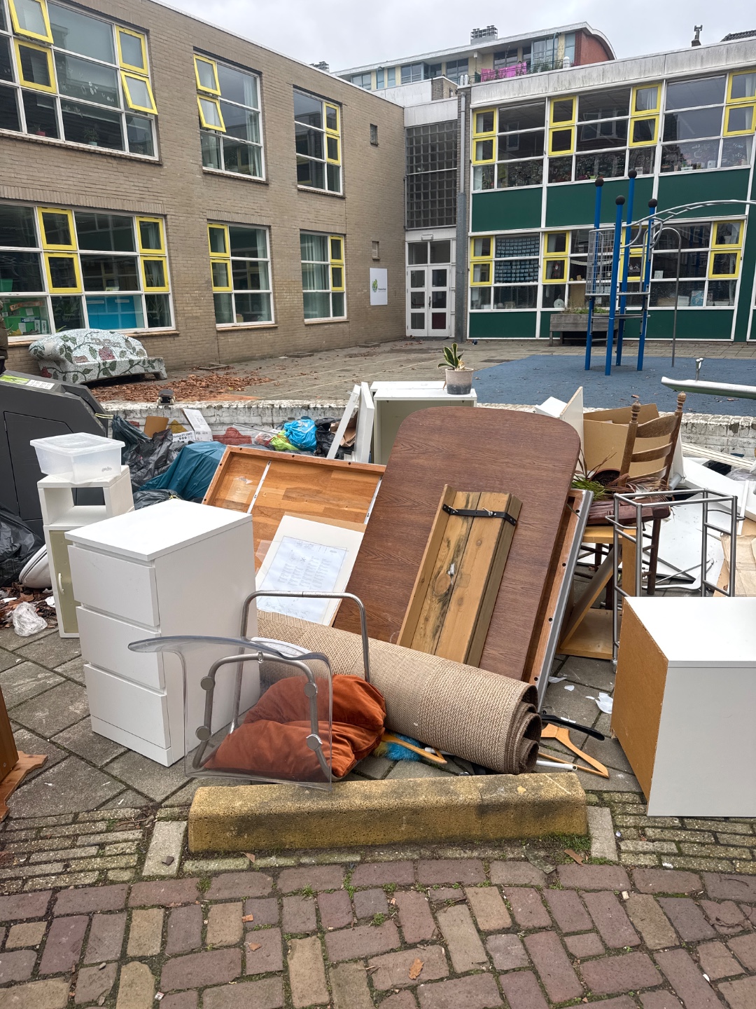 Item found on Amsterdam, West, De Baarsjes, Reinier Claeszenplein 12 photo 2