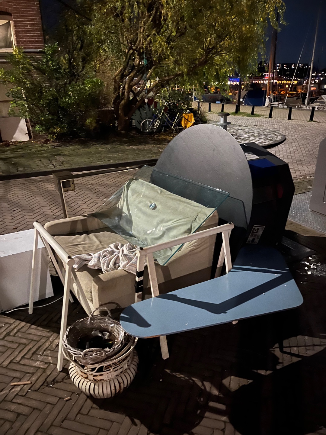 Glass desk, sofa, working fridge