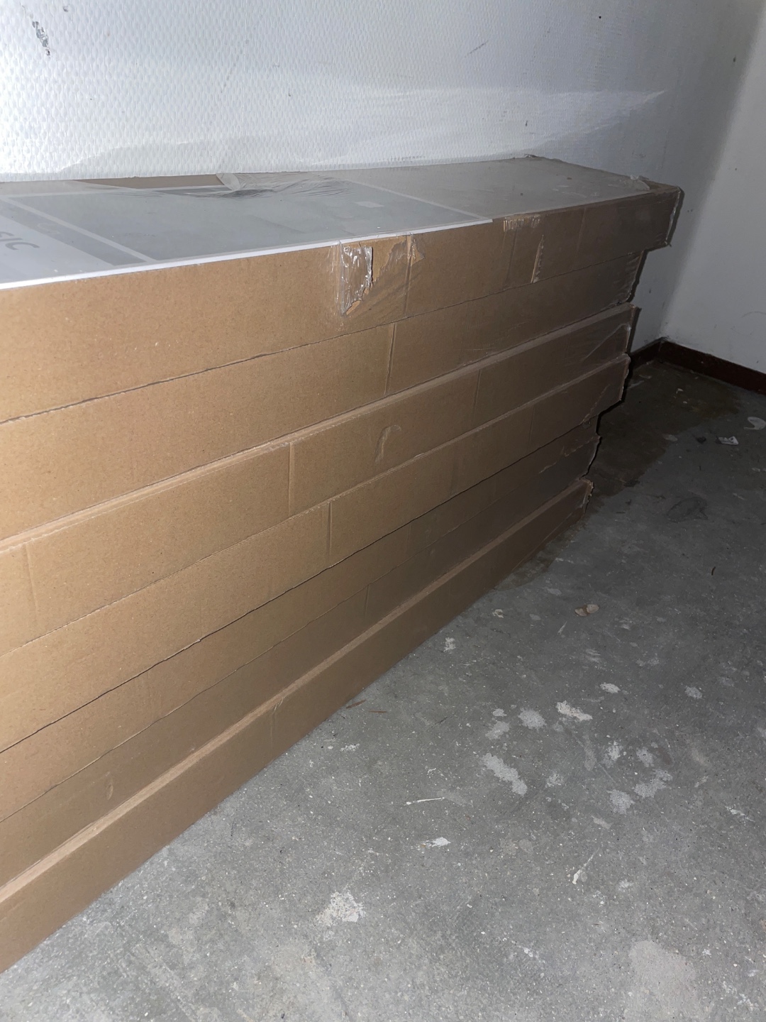 7 pakken laminaat. Vandaag op te halen anders worden ze weggegooid. photo 3