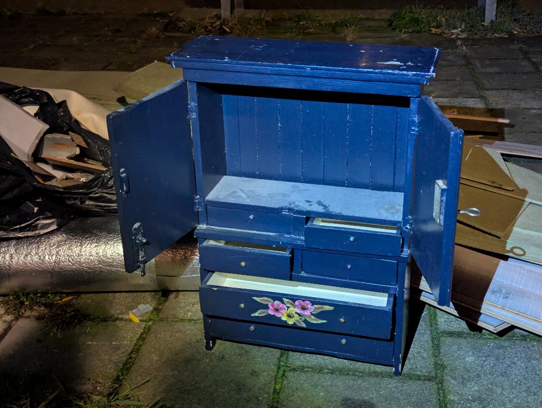 Item found on Amsterdam, Noord, Kometensingel 363 photo 2