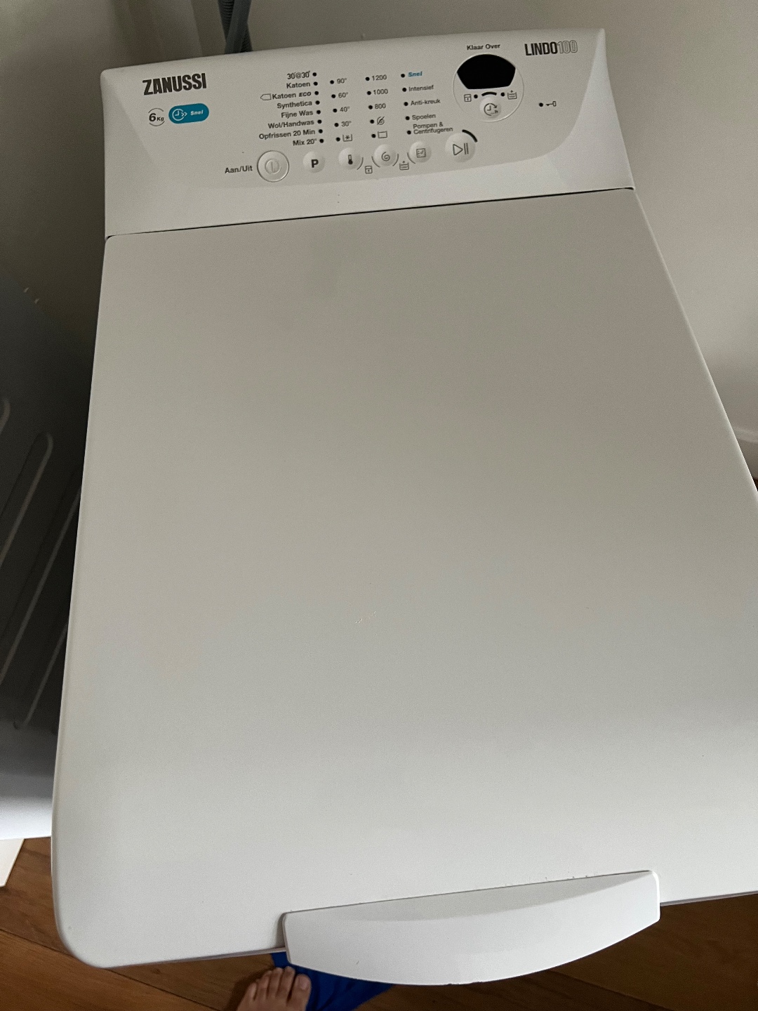 It works but it leaks water at the bottom - has to be repaired photo 2