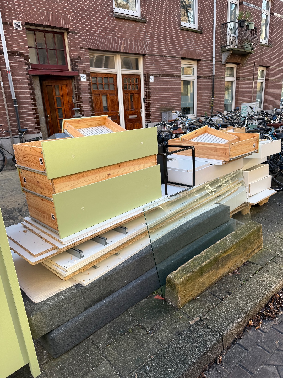 Item found on Amsterdam, West, De Baarsjes, Chasséstraat 115 photo 2