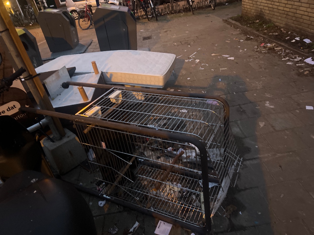 big cage for birds, solid cagefloor and on wheels photo 2