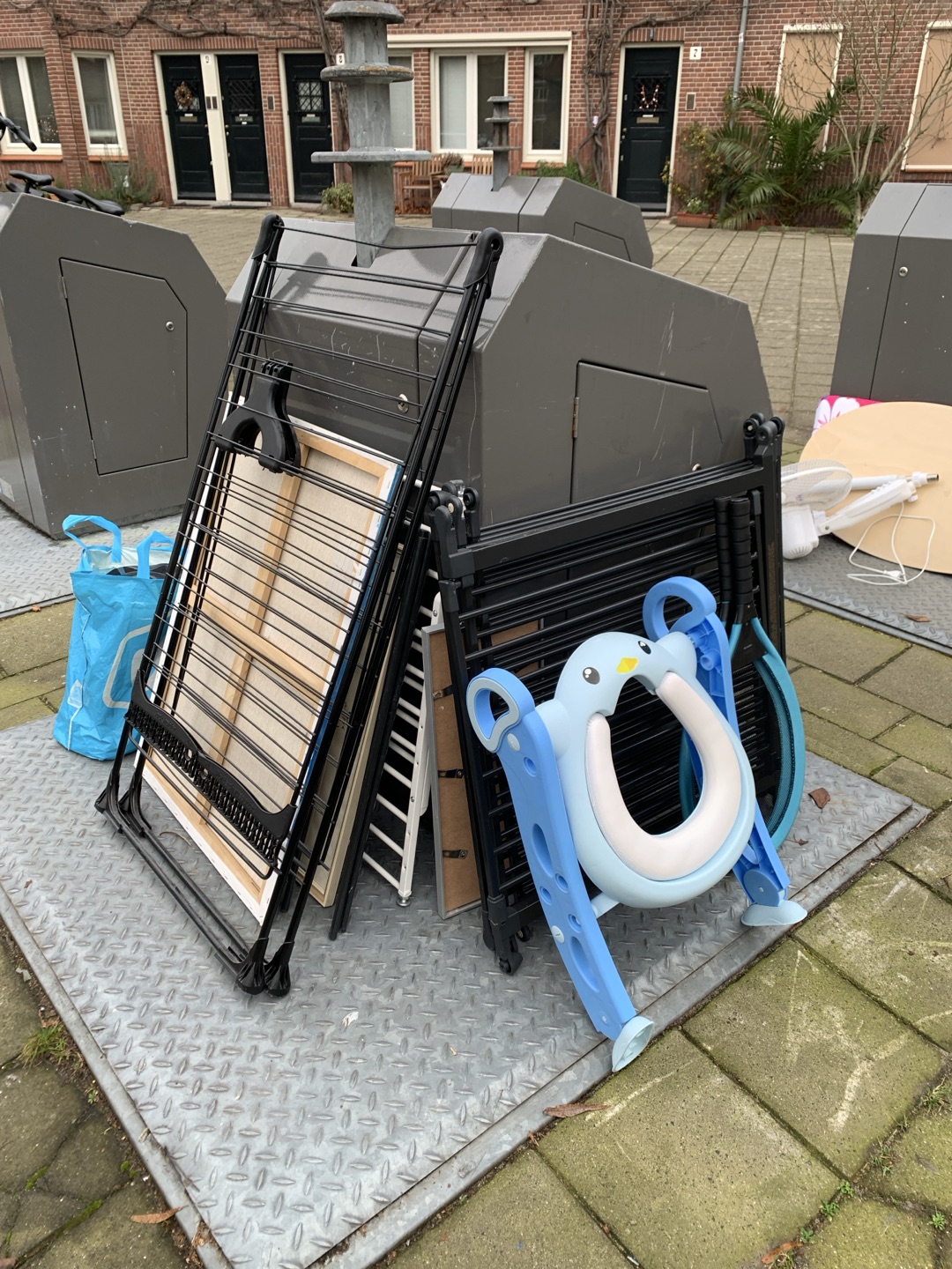 Item found on Amsterdam, Museumkwartier, Reijnier Vinkeleskade 9 photo 3