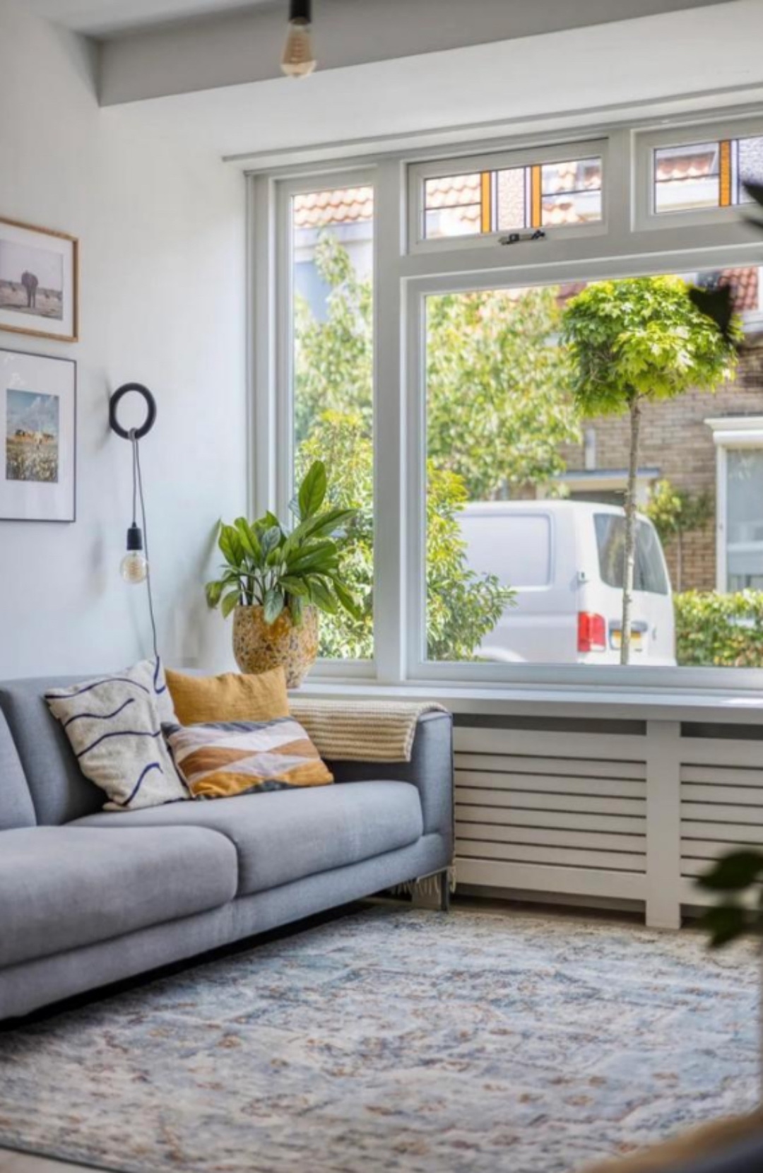 Aikon bank. In zeer goede staat. Past bij ons niet naar binnen. Kan zsm worden opgehaald.