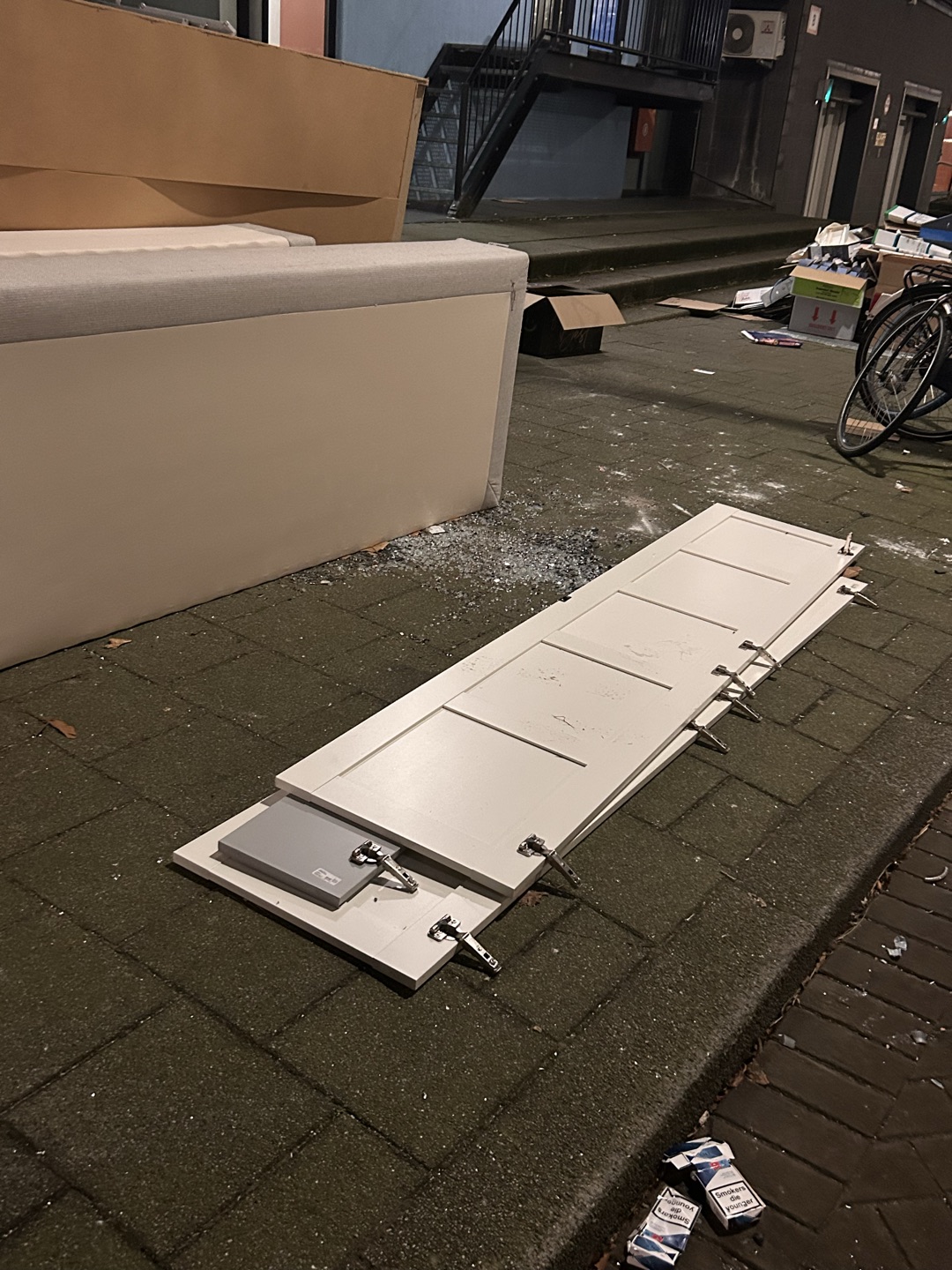 Pax kastdeuren en zitmeubels photo 2