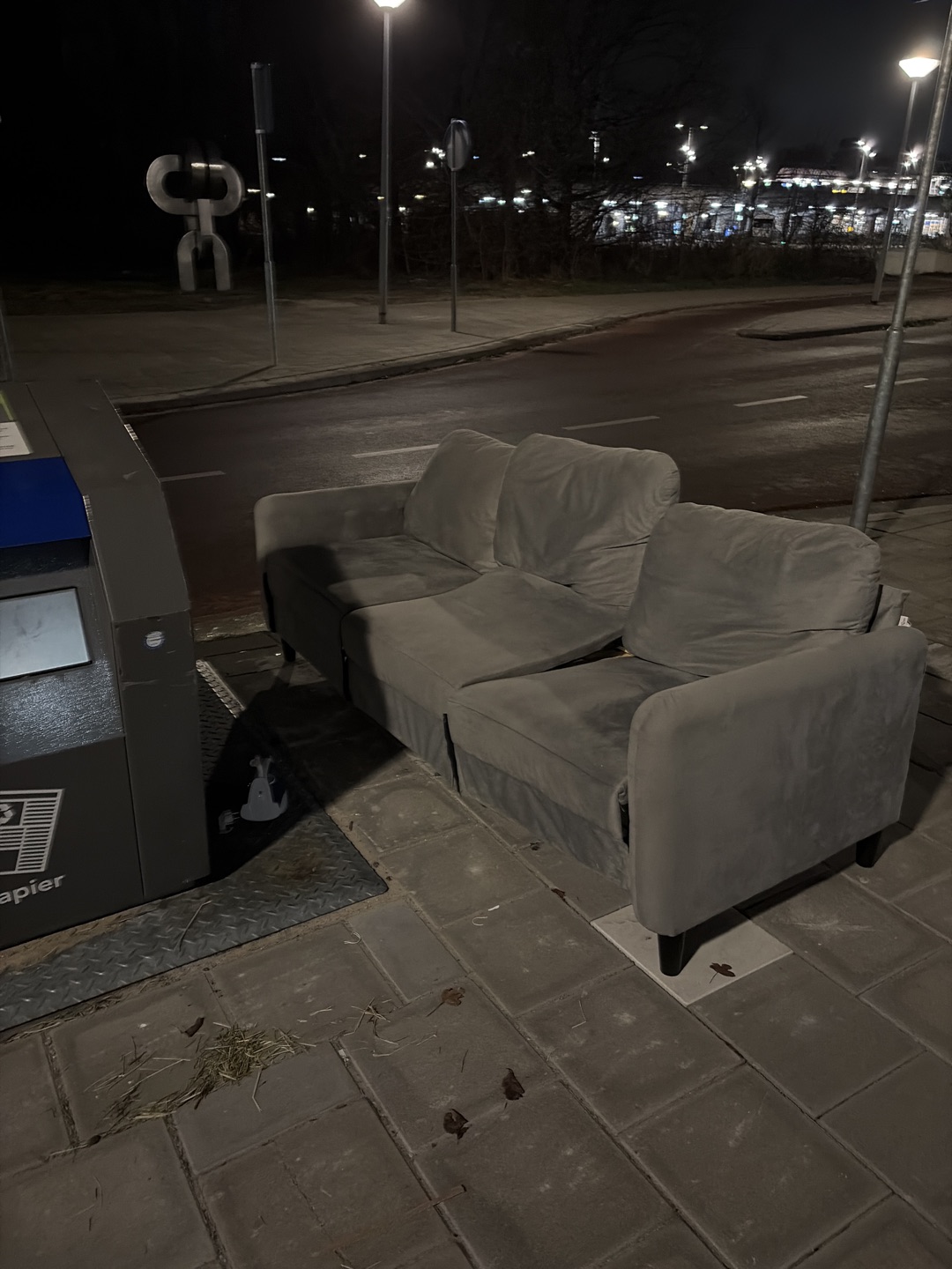 Item found on Amsterdam, Westlandgracht, Koningin Wilhelminaplein 16 photo 1