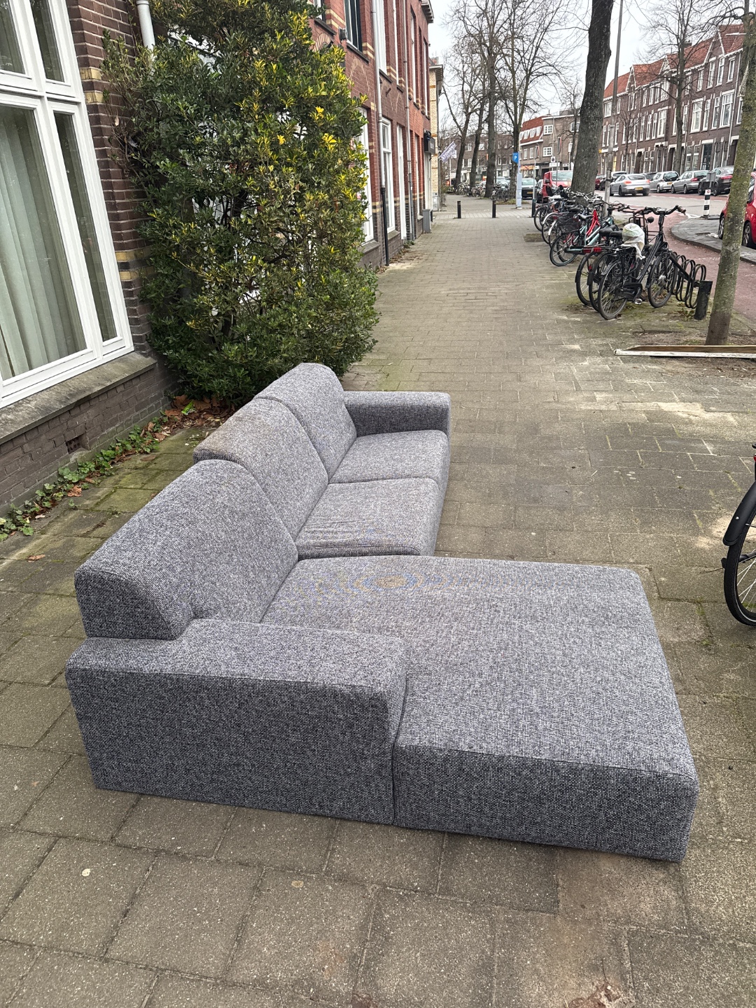 Brand new couch in Utrecht. photo 1